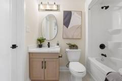 7 Bartlett Avenue, Grimsby, Ontario, Canada - Rosemont Homes Inc.