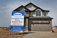 Escarpment Vista Estates - Rosemont Homes Inc.